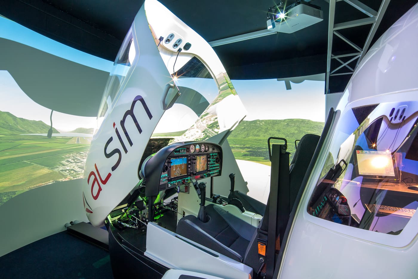 FNPT II MCC approved flight simulators