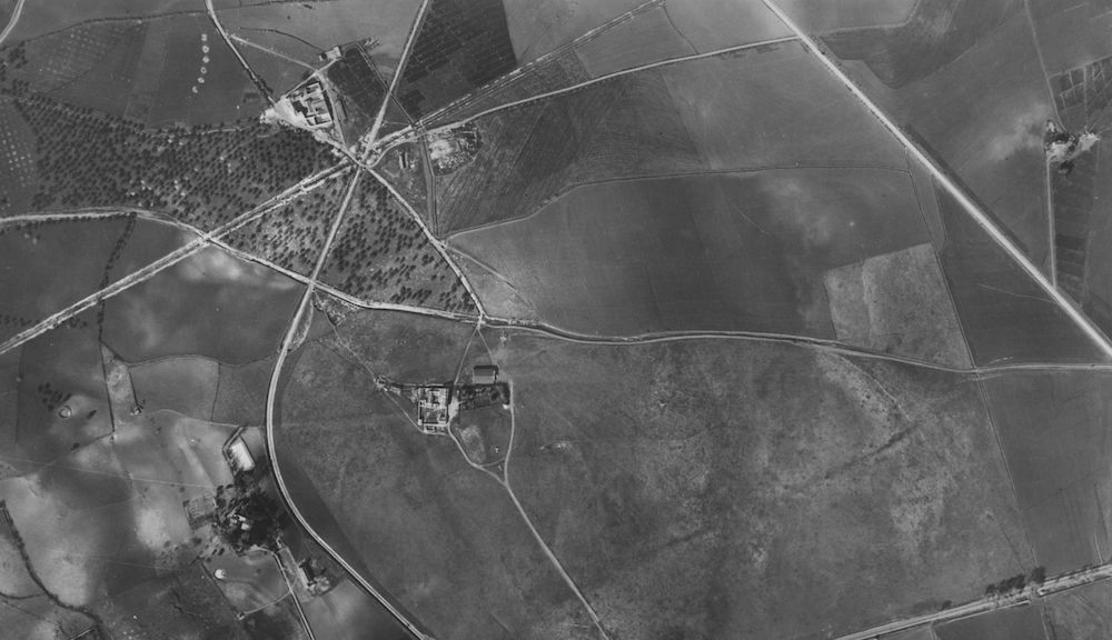 Aerial view of 'El Rompedizo', land that now houses the Malaga Airport.