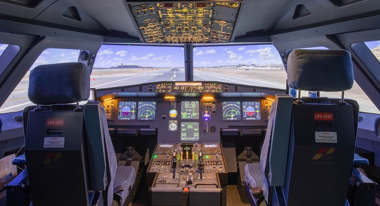 AT-F1005 Airbus 320 Flight Simulator and Visual System