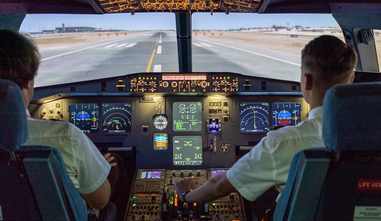 what-is-a-pilot-in-command-pic-in-aviation