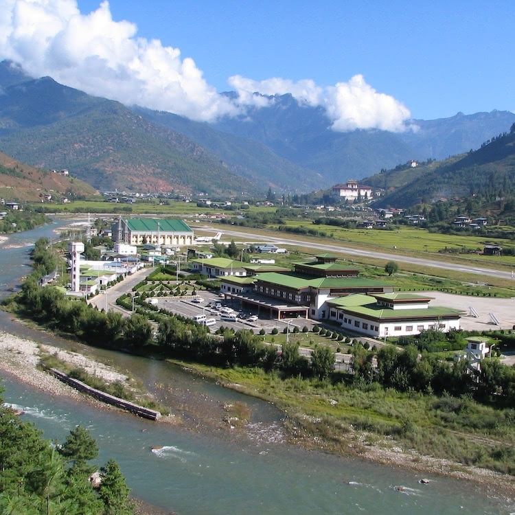 paro-airport-bhutan